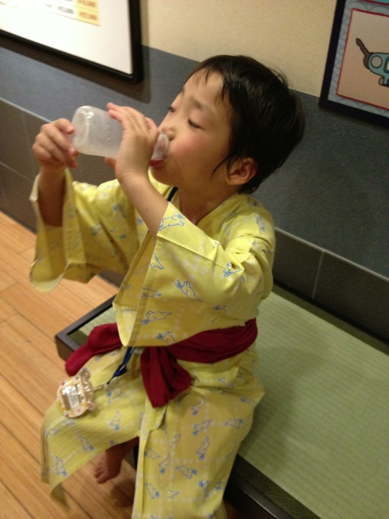 温泉とバイエルンを着たメッシ