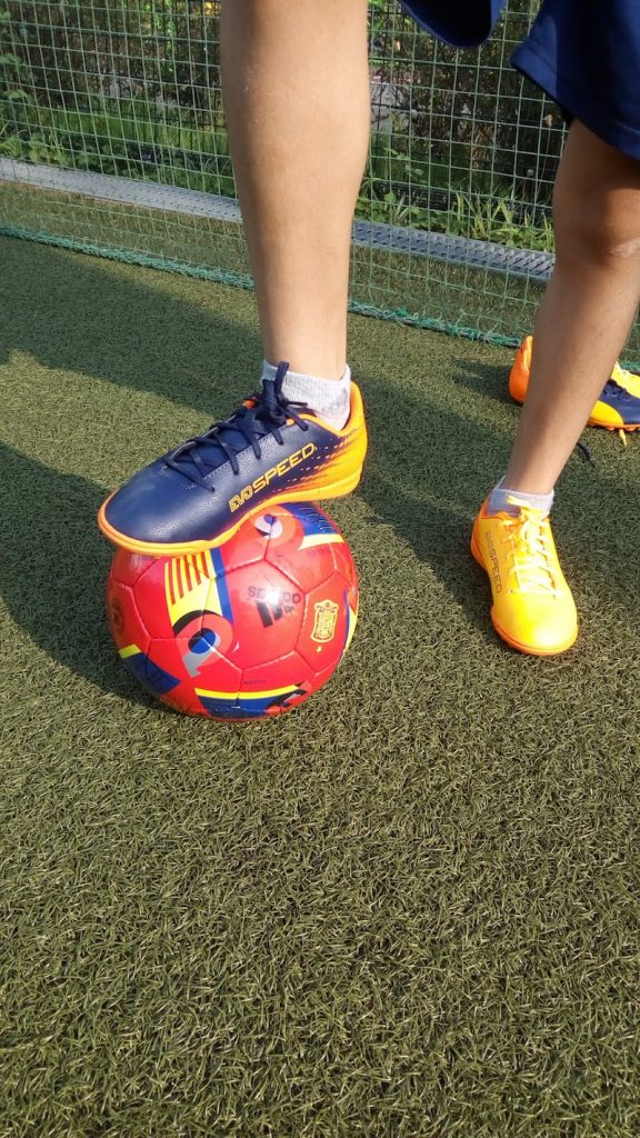 新しいシューズ＆5号球