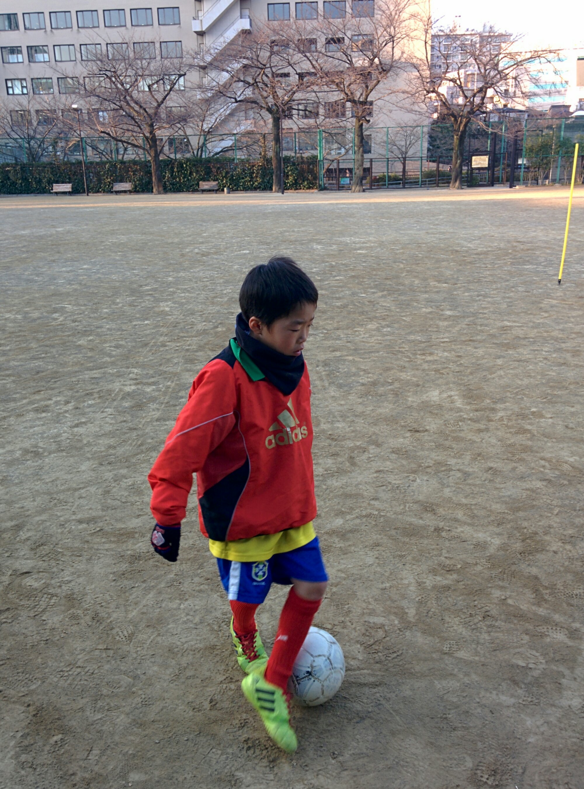 今日も腹痛でチーム行けず